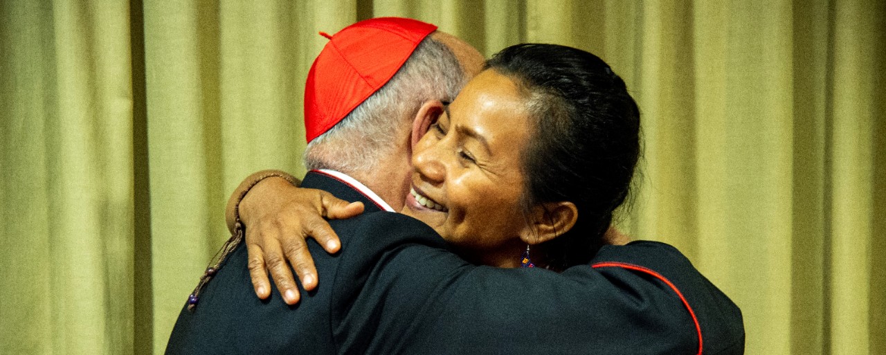 Chiesa abbraccia.jpg